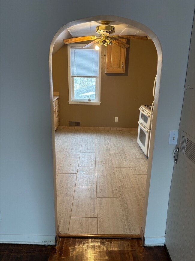 Building Photo - 3226 Union Ave