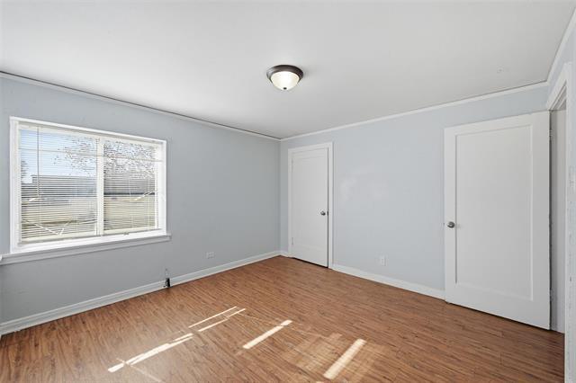 Building Photo - 305 W Morton St