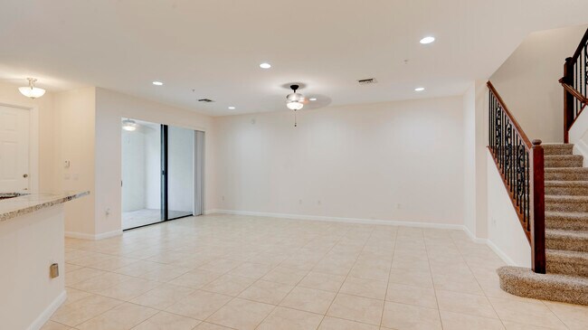 Building Photo - 3055 NW 126th Ave