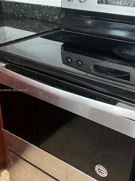 Building Photo - 427 Santander Ave