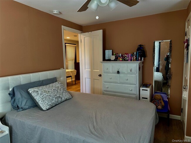 Building Photo - 3 Friend St