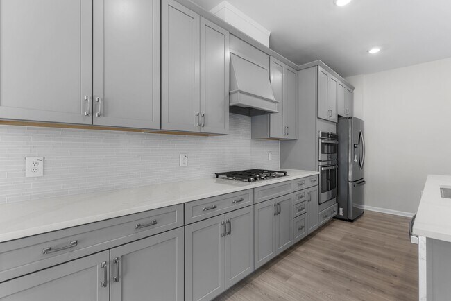 Building Photo - 2408 McKenzie Ridge Ln