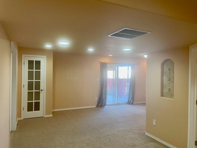 Building Photo - 1542 Chadderton Ct