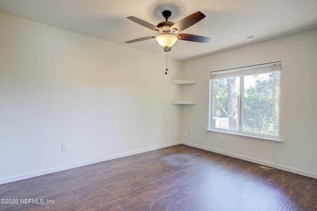 Building Photo - 930 Wynfield Cir