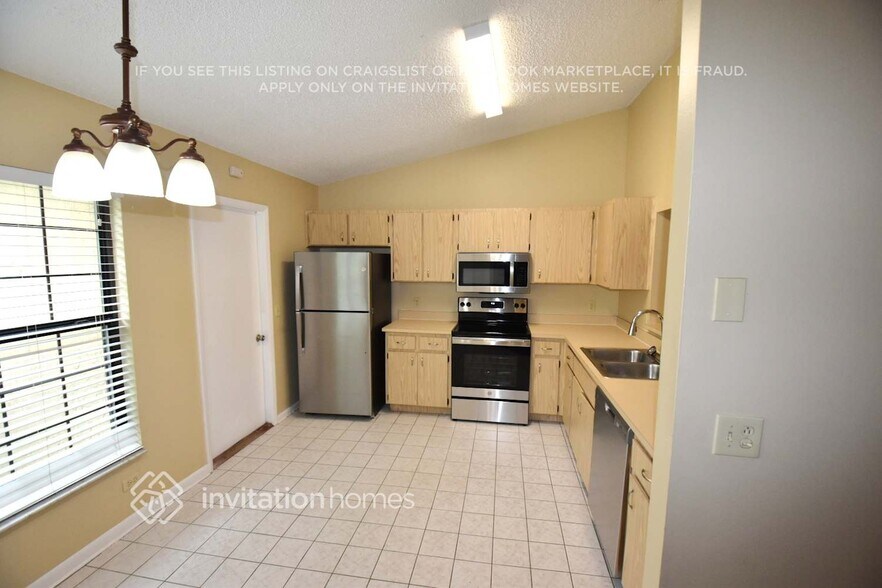 Building Photo - 6524 Seafairer Dr