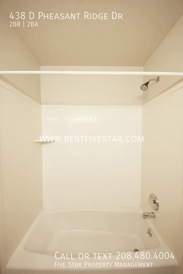 Building Photo - 438 D Pheasant Ridge Dr