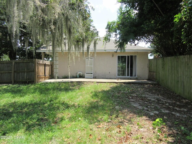 Building Photo - 1317 Chestnut Ave