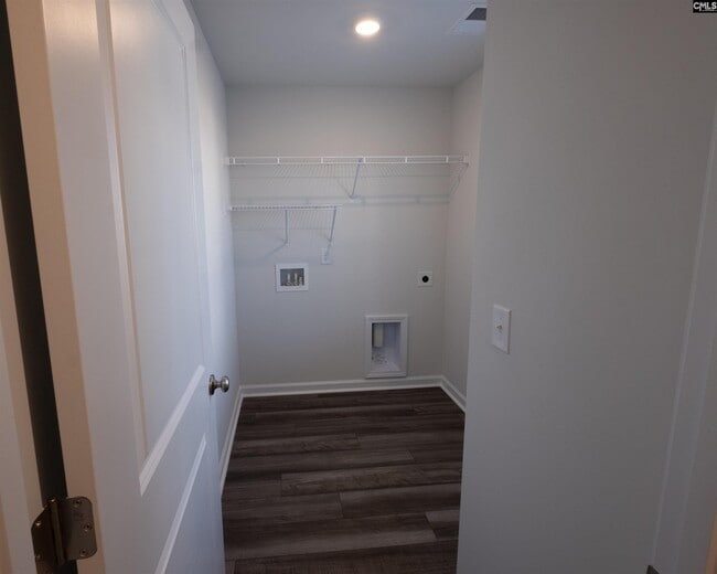 Building Photo - 348 Braemar Dr