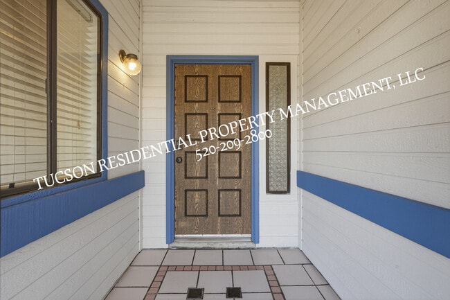 Building Photo - 2531 W Glenbrook Way