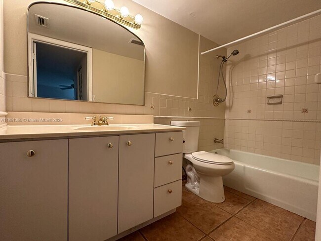 Building Photo - 8335 SW 72nd Ave