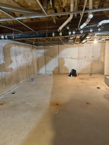 Building Photo - 36 Essex Green Ln