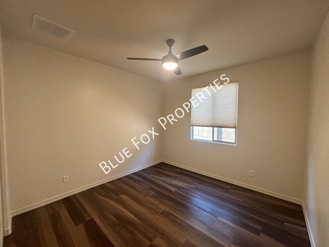 Building Photo - 8454 N Lone Ranger Rd