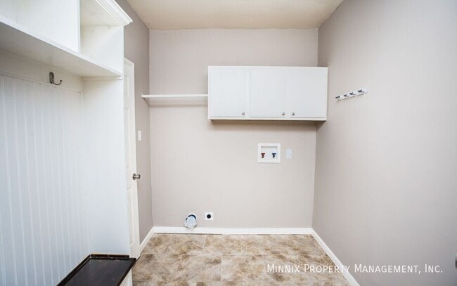 Building Photo - 4416 43rd St