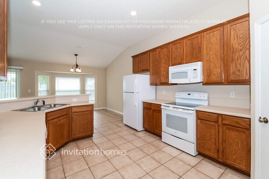 Building Photo - 1905 Tuscan Oaks Ct