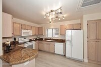 Building Photo - 15050 N Thompson Peak Pkwy