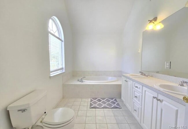 Building Photo - 19 Sunflower Ridge Rd