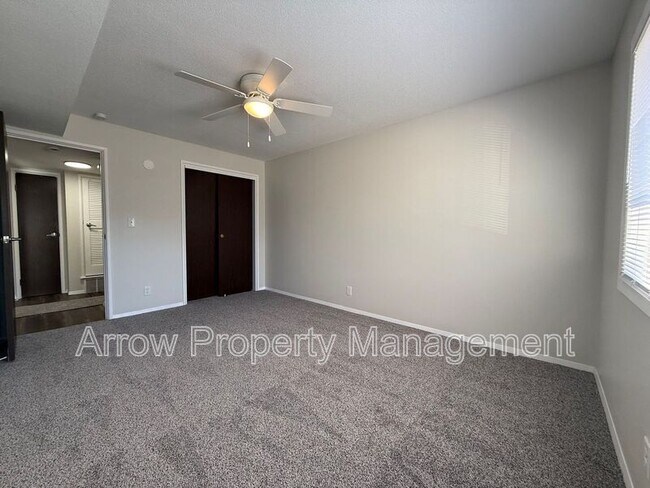 Building Photo - 649 S 18th St