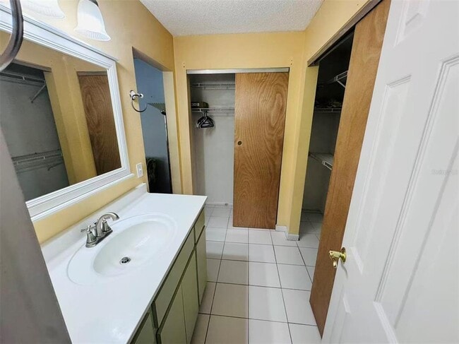 Building Photo - 3605 57th Ave Dr W