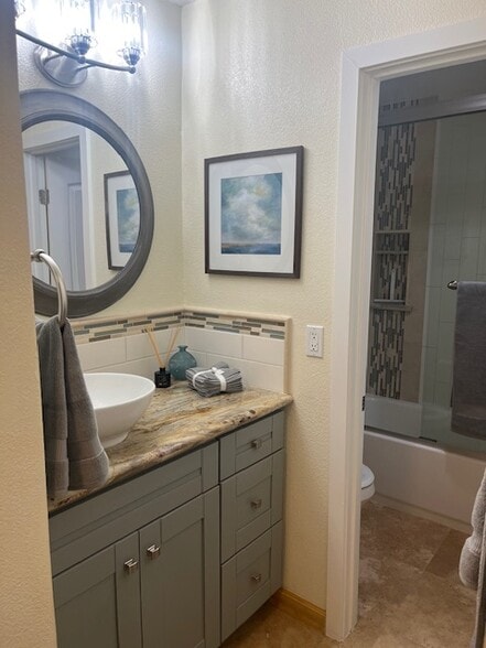 bathroom - 6780 Friars Rd