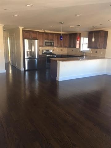 Building Photo - 6119 Newkirk Ave