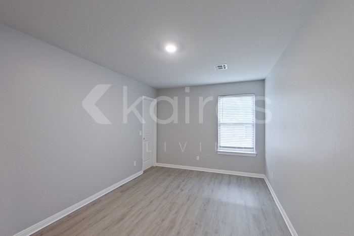 Building Photo - 1020 NW 4th St