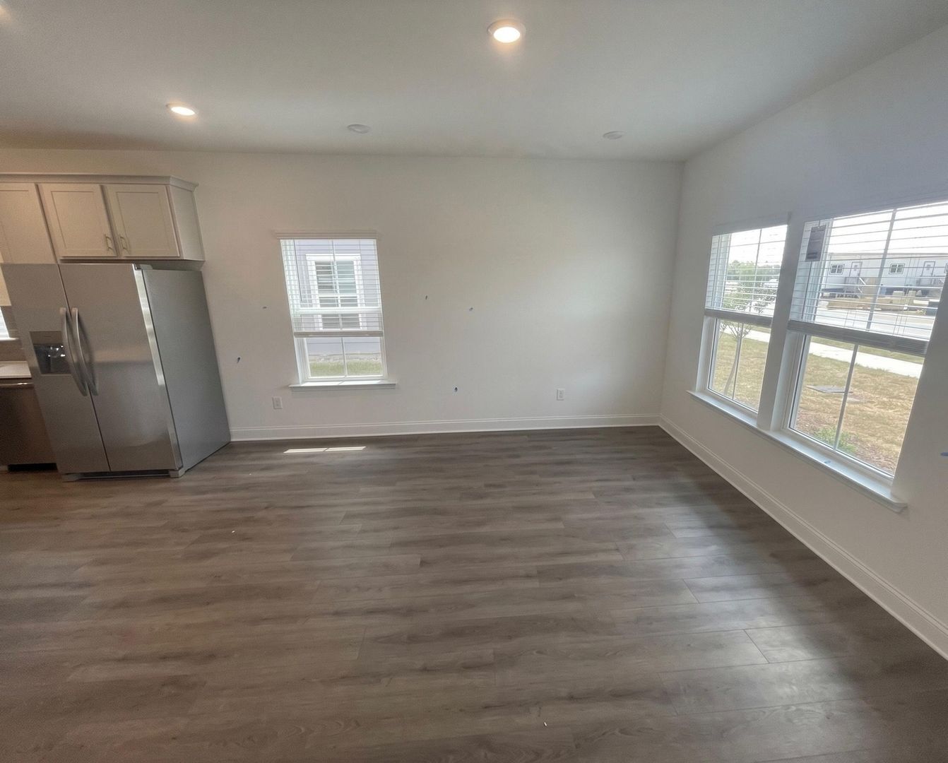 Building Photo - 207 Ensemble Blvd