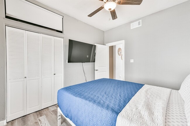 Building Photo - 2727 Avenue K