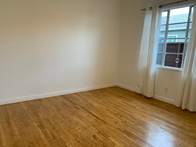 bedroom - 12861 Panama St