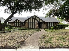 Building Photo - Family home in Huntington Subdivision in P...