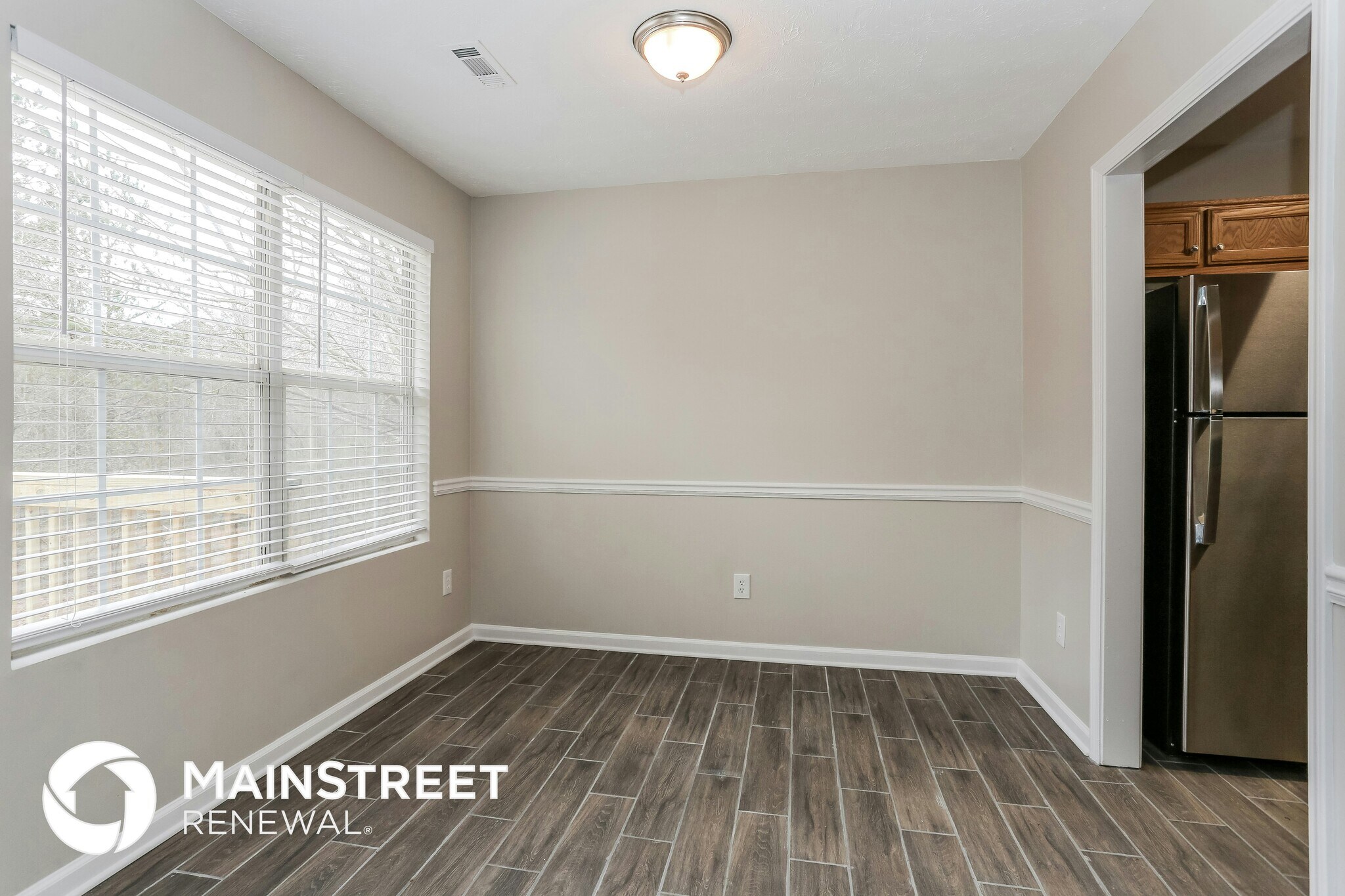 Building Photo - 205 Fairclift Dr
