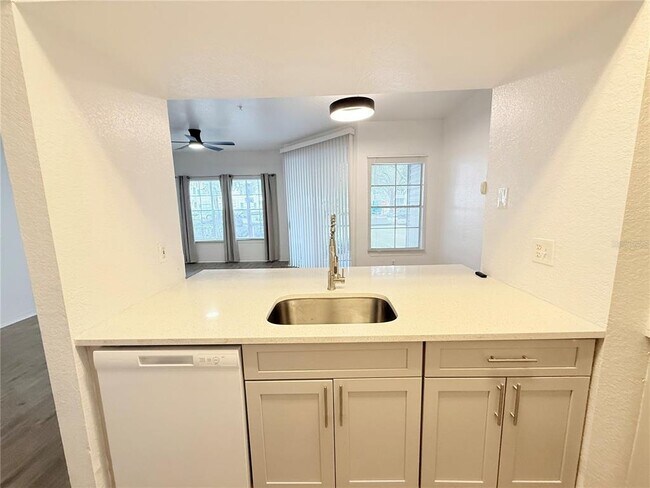 Building Photo - 2314 Mid Town Terrace