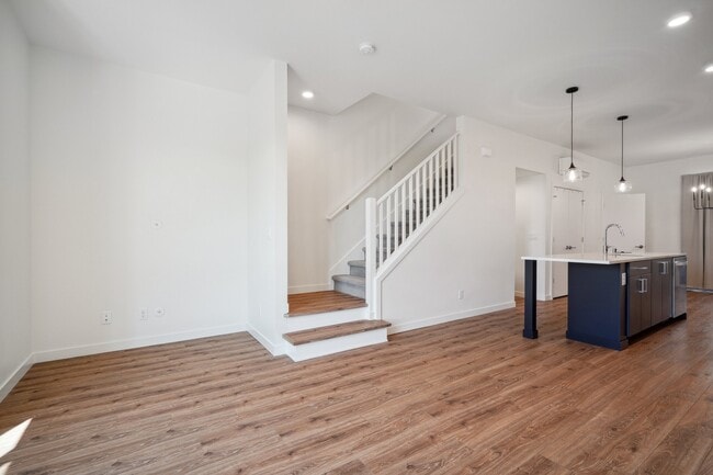 Building Photo - 32730 Hemlock Ave SE