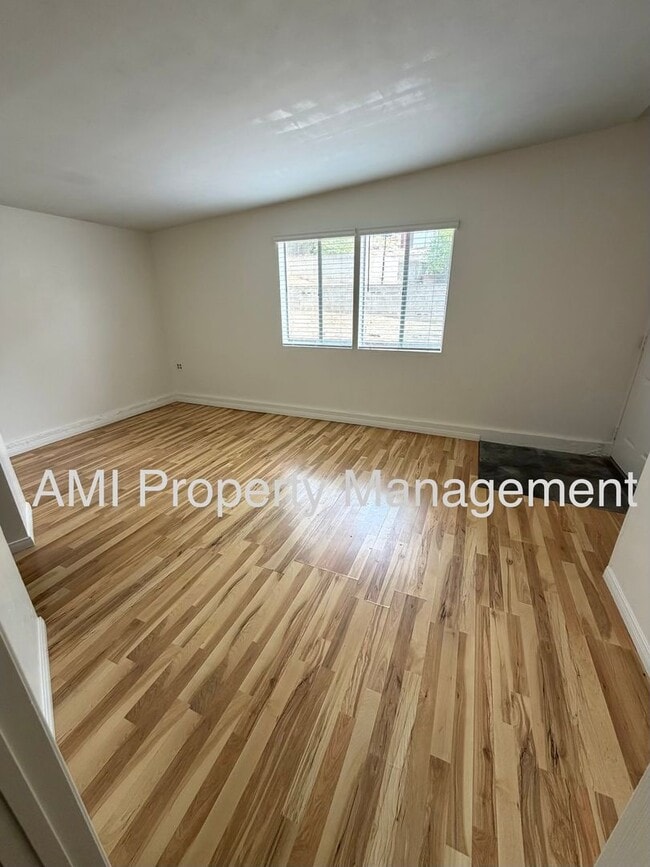 Building Photo - 2065 Eula Ln
