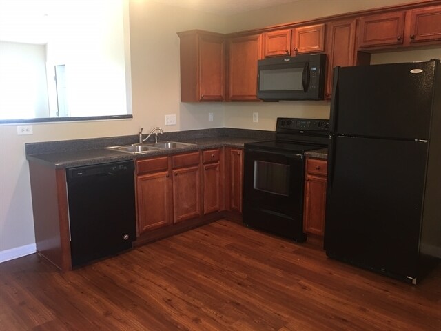 Building Photo - 4006 Sequoia Trl