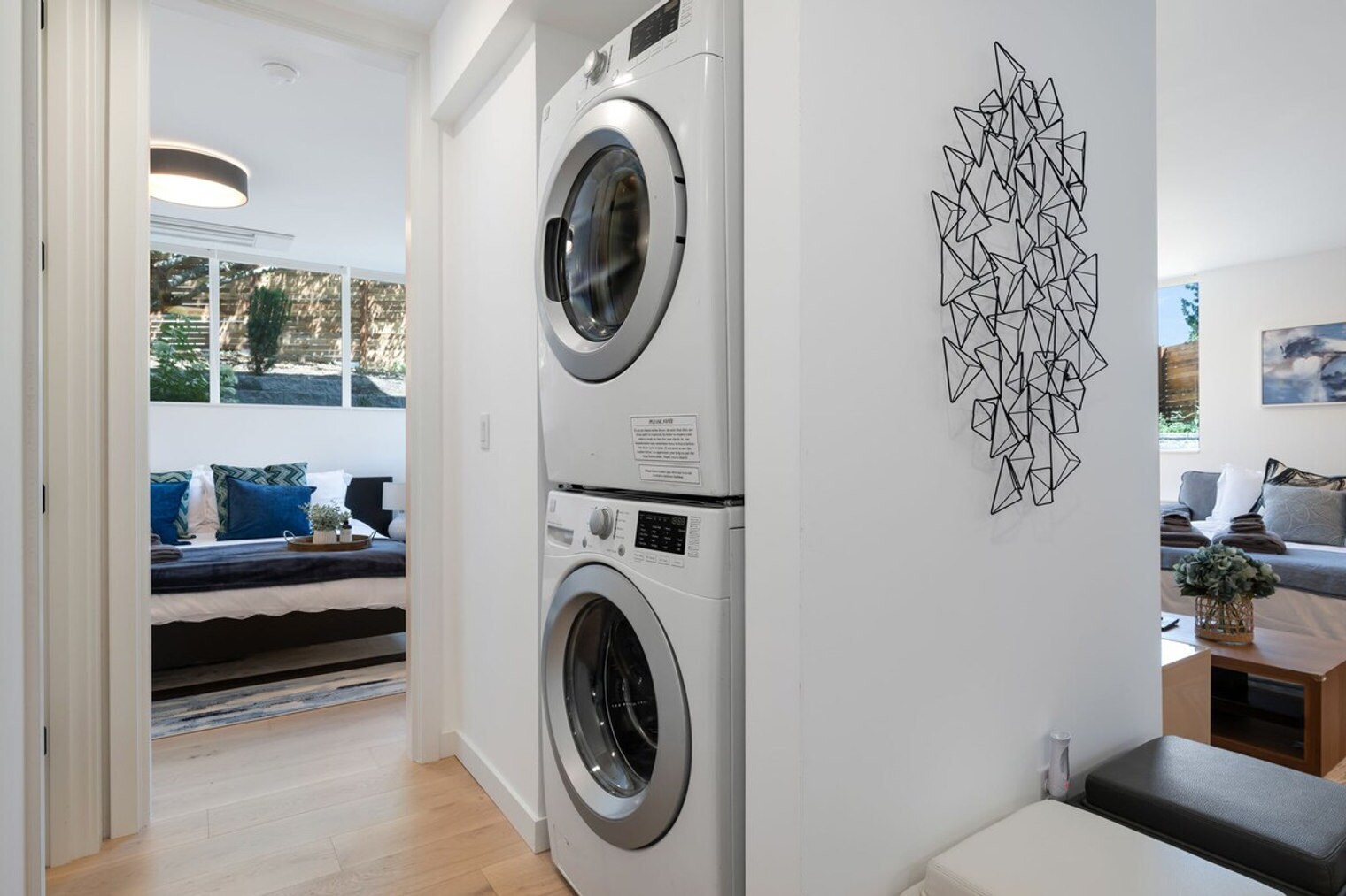 Building Photo - 5300 NE 67th St