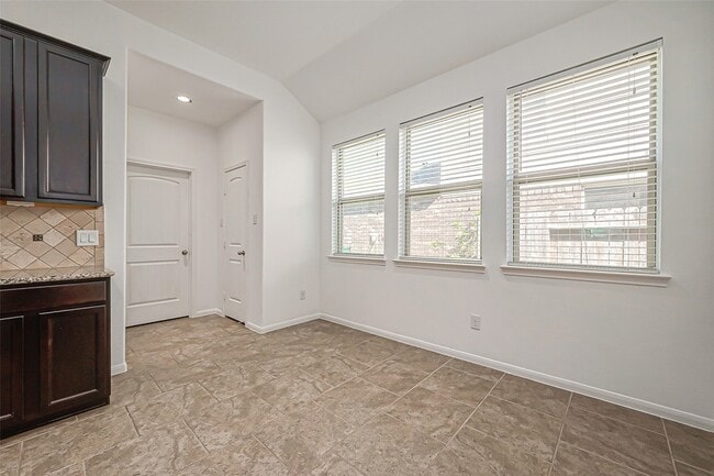 Building Photo - 11618 Lantana Reach Dr