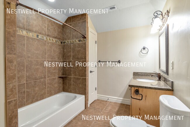 Building Photo - 10252 Eden Crest Rd