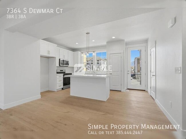 Building Photo - 7364 S Dewmar Ct