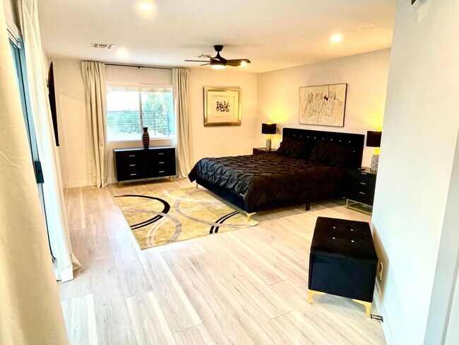 Building Photo - 2380 N Leonard Rd