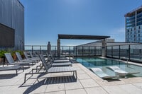 Building Photo - Skyloft Austin
