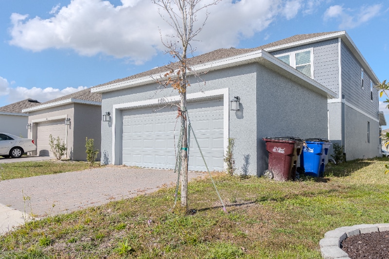 Building Photo - 2509 Relaxing Ln