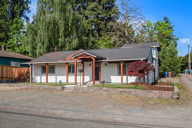 Building Photo - 4206 N Winnifred St