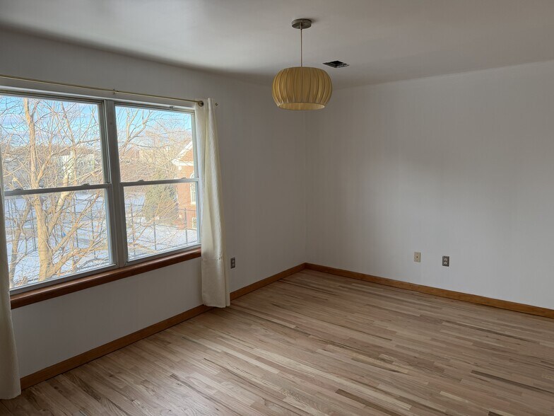 Building Photo - 408 Jersey St