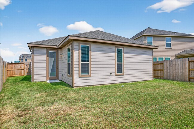 Building Photo - 7515 Sunlit Hbr Dr