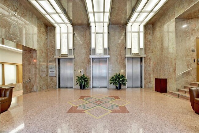 Building Photo - 710 Colorado St