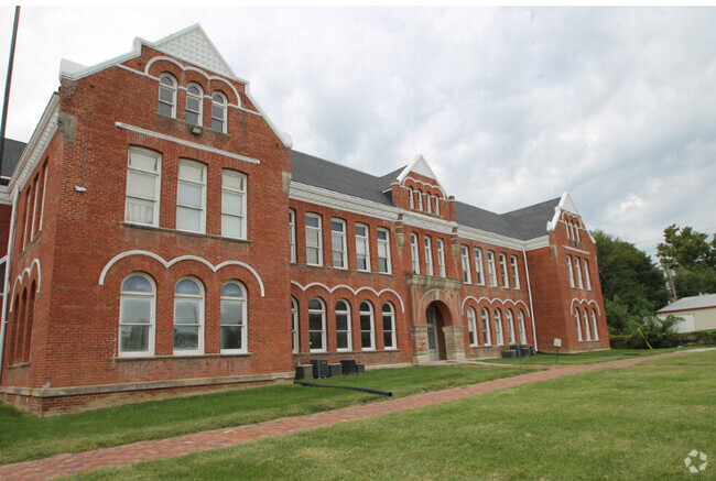 Building Photo - Mason School Apartment Homes