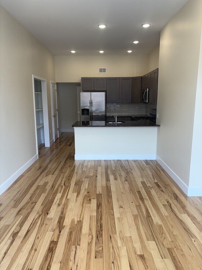 Building Photo - 1624 S Broad St