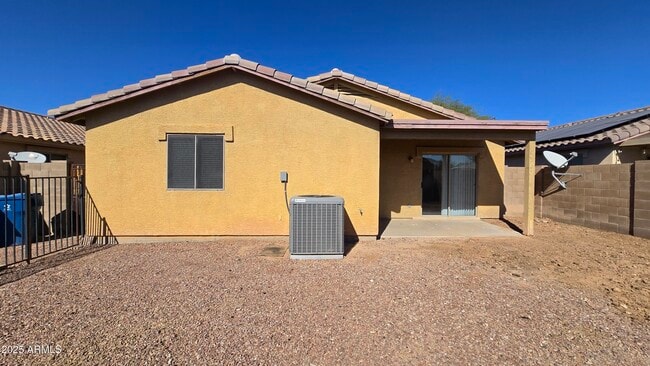 Building Photo - 25039 W Dove Trail