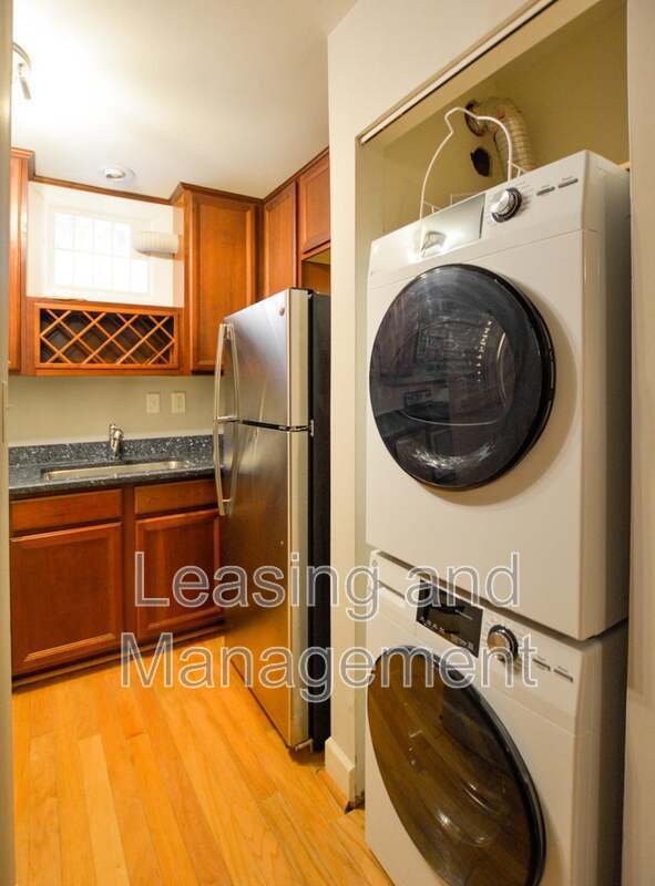 Building Photo - 309 Meeting Street