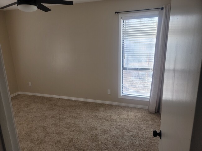 Building Photo - 51 Golfers Loop